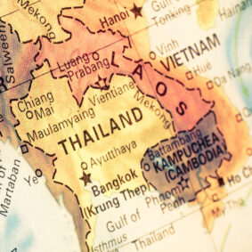 Oud Laos E.O (Woody)